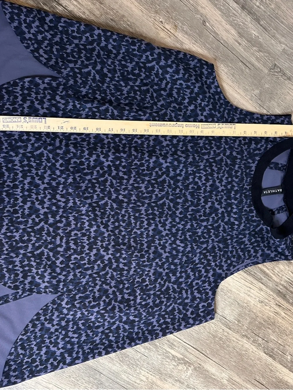 Athleta Navy and Dark Blue Printed Athletic Tank size XL - Picture 2 of 13